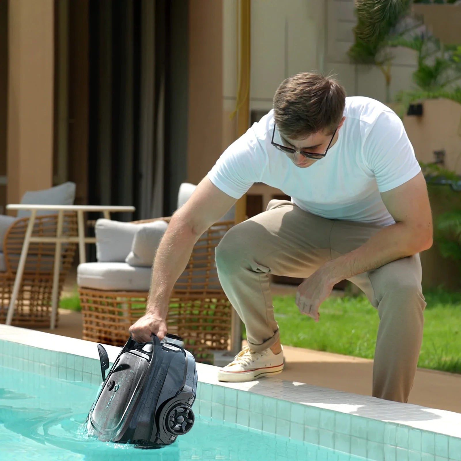 How Well Does Wybot A1 Cordless Robotic Pool Cleaner Work – WYBOT CANADA